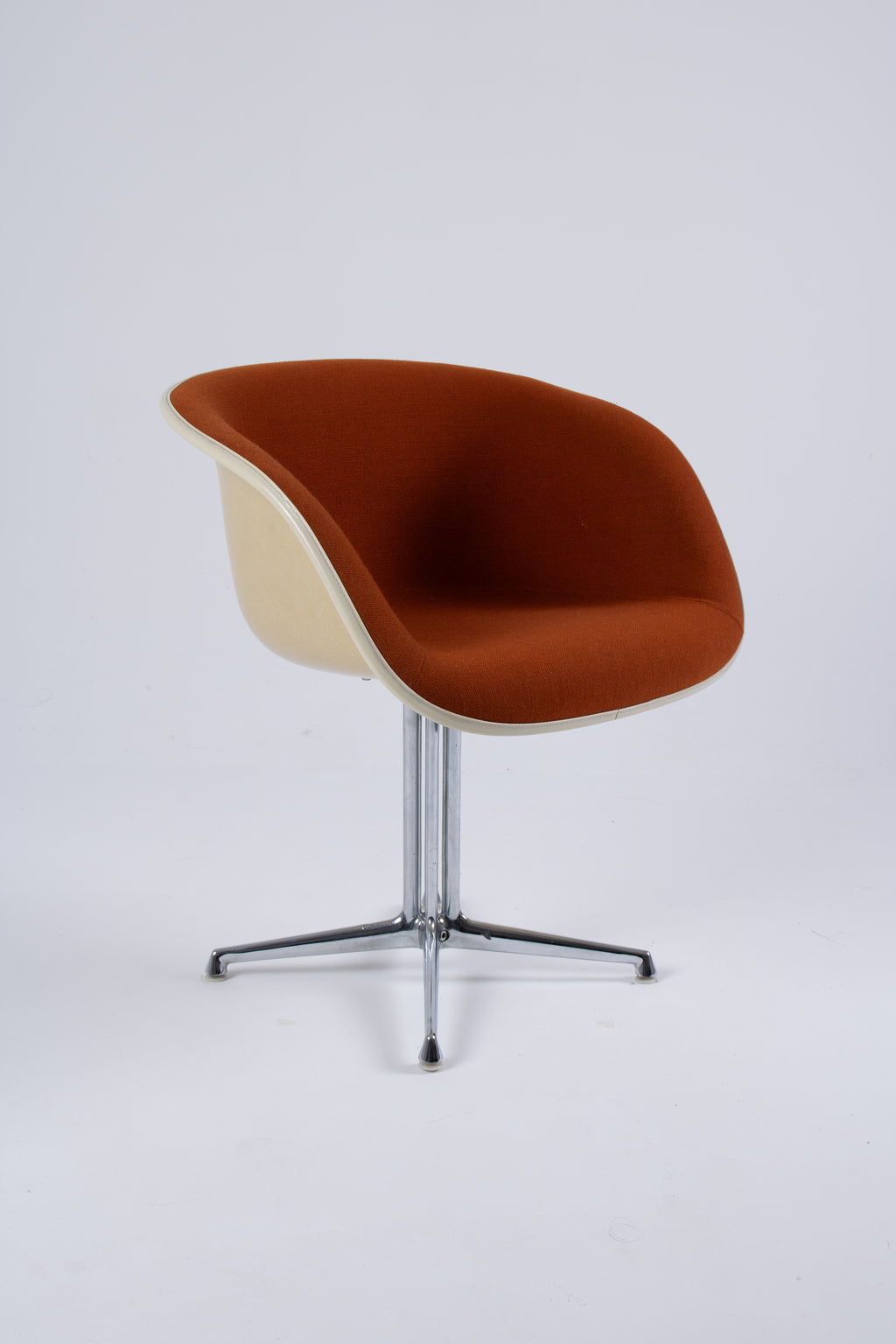 Eames La Fonda Armchair